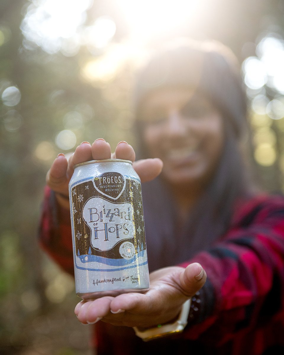TroegsBeer's tweet photo. Smile ... it's Blizzard season. We taste: spruce tips, pineapple and orange rind. Find #blizzardofhops near you at https://t.co/JFWBOgLKF1. #Troegs #PAbeer #MostWonderfulBeer https://t.co/DoORzVYbUe