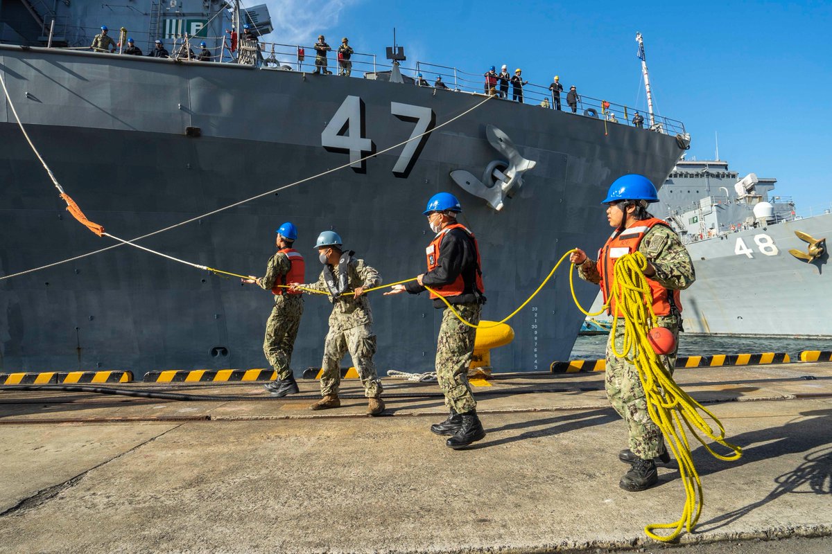 “Rushmore has a fantastic reputation and I am certain that the team will seamlessly pick up where Germantown left off,” said Capt. Greg Baker, commodore of Amphibious Squadron (PHIBRON) 11.
https://t.co/BDjcawpZSH https://t.co/Su3yfgVqsi