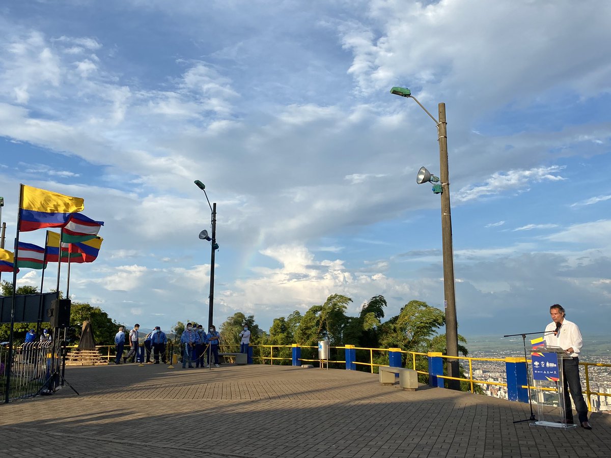 nanidoglioni's tweet photo. Un momento histórico, inicia el conteo regresivo para los I Juegos Panamericanos Junior con el fuego panamericano un orgullo hacer parte de este momento que marcará la historia.
@CaliValle2021 @SecTurismoCali @AlcaldiaDeCali @PanamSports https://t.co/Mj0EGIjbmr