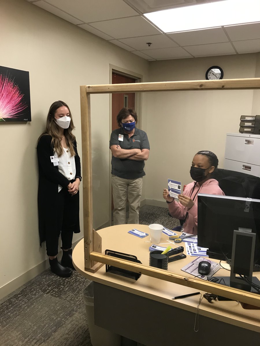 Rich2Transition's tweet photo. @ProjectSEARCHR2 @MUSCHealthCola hosted visitors from the @RichlandTwo DO.  Guests observed interns gaining competitive employment skills through internships in PT, PACU, Dietary, Wound Care, Materials, and Guest Services. @KathyKwhaley @JenniferrCain @ProjectSEARCHHQ @KatiniaD https://t.co/4UzPp2FjYd
