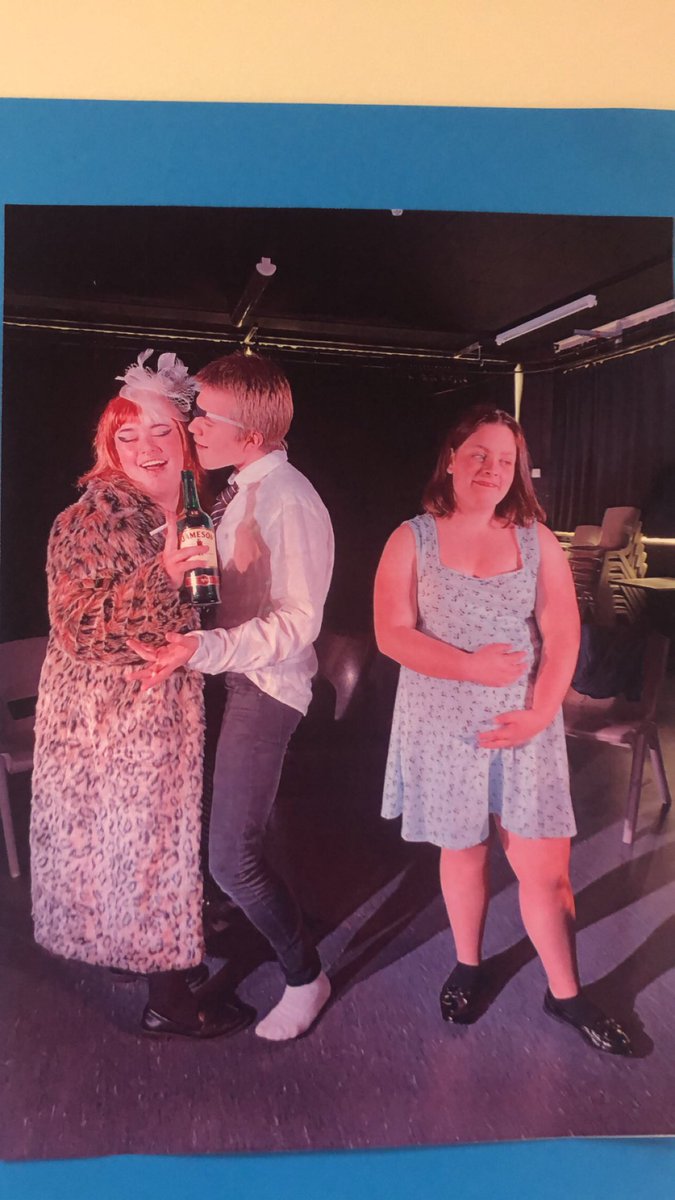 50ftqueeni3's tweet photo. I love playing Helen and I love a taste of honey. #atasteofhoney #aleveldrama https://t.co/F3hYTKI8Ue