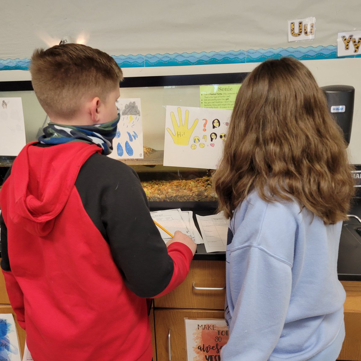 MrsMoniz_EPole's tweet photo. We took a gallery walk today and tried to figure out each other's Emoji Cave Art messages! #socialstudies #ThisIsParker #TPSAmazingStudents @parker_middle @Taunton_Schools @MikeByron7 https://t.co/Kh3uXBs9eu
