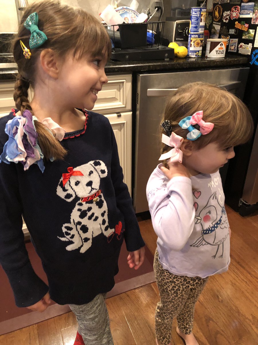 srabusch's tweet photo. #Hayfieldfashionweek Busch girls celebrating Accessories Day! @MrsHendricksMKT https://t.co/RWvA4daMlN