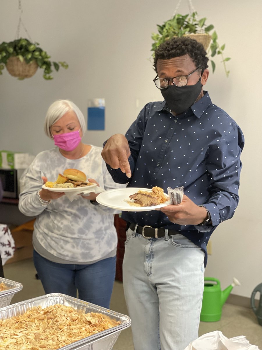 NetCarrier's tweet photo. Celebrating Thanksgiving with our NetCarrier family! #workthanksgiving https://t.co/bFUXeWzCTJ
