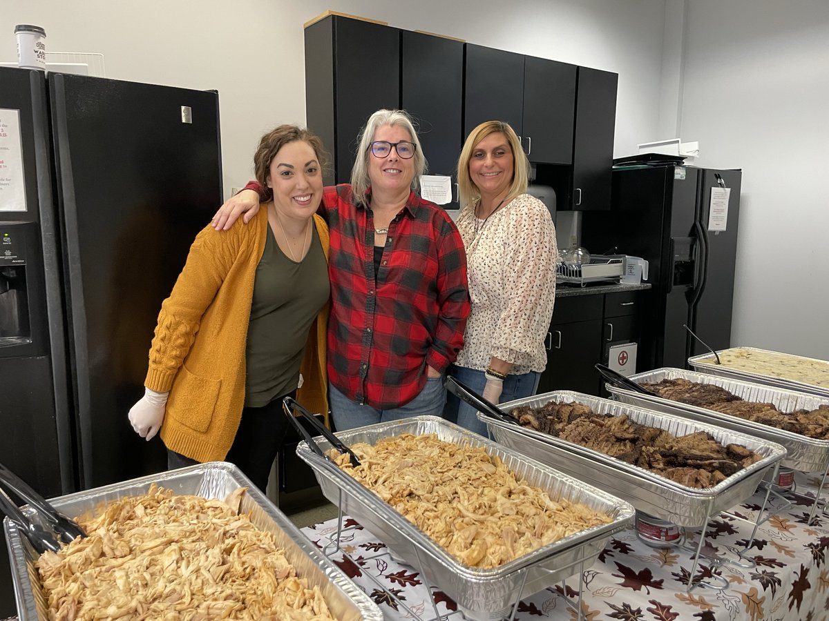 NetCarrier's tweet photo. Celebrating Thanksgiving with our NetCarrier family! #workthanksgiving https://t.co/bFUXeWzCTJ