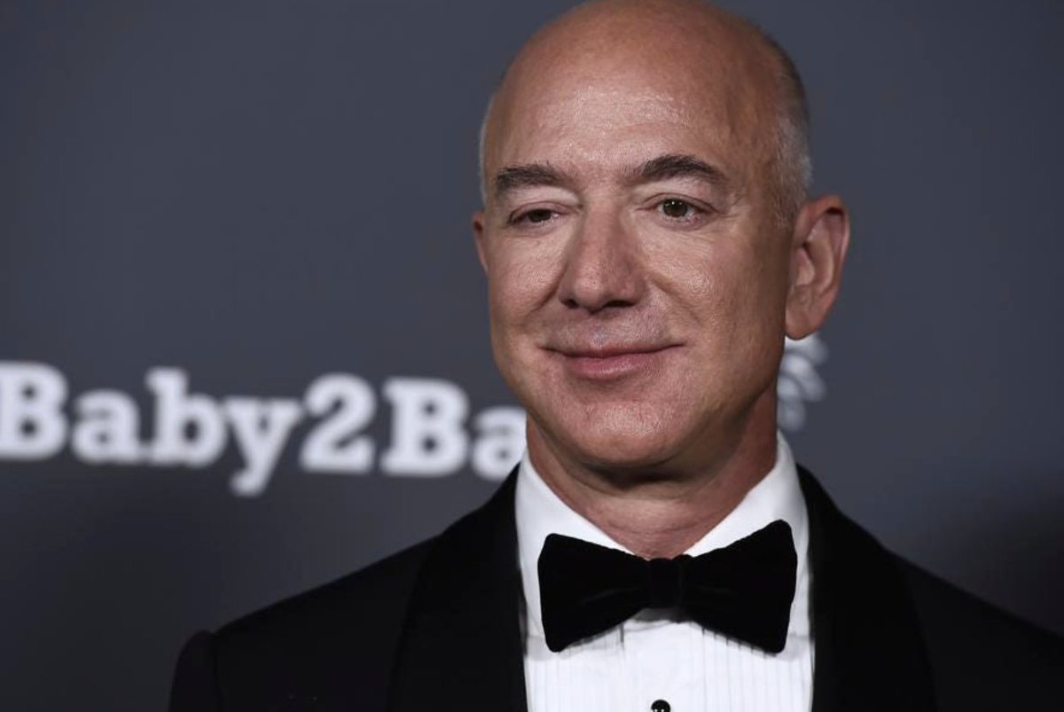 Forbes's tweet photo. Jeff Bezos just gave nearly $100 million to help the homeless https://t.co/VH9oGHi3hL https://t.co/NoIveEVLEY