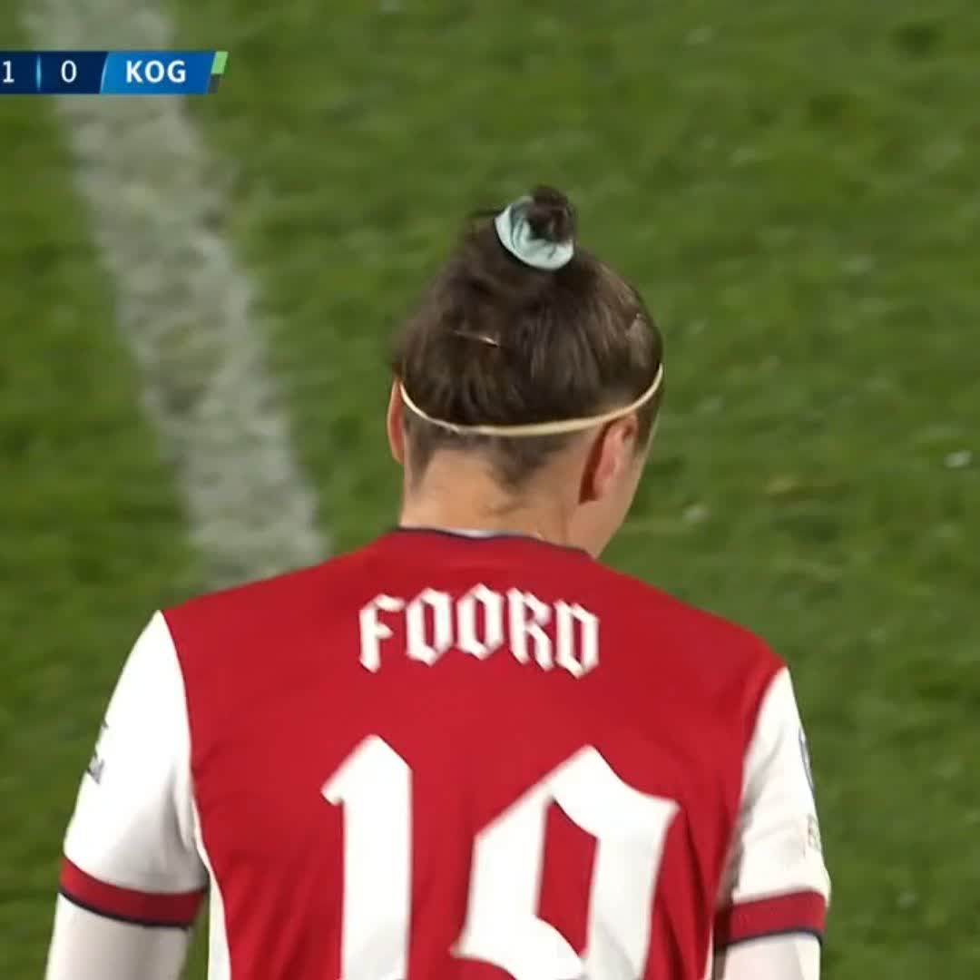 CAITLIN FOORD SCORES ARSENAL'S 100TH @UWCL GOAL ON HOME SOIL 🏟❤️

🎙🏴󠁧󠁢󠁥󠁮󠁧󠁿👉