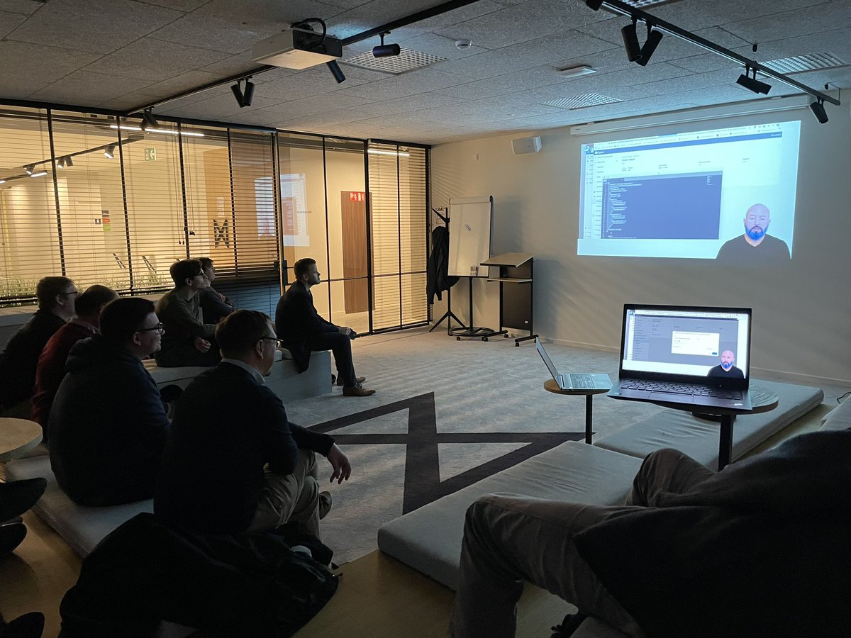 Enjoyed the #SAPTechEd Café Belgium 🇧🇪! Fun watching the Developers Keynote together! Special thanks 🙏🏻 to our Fiori master <a href="/RottiersTom/">Tom Rottiers</a>
