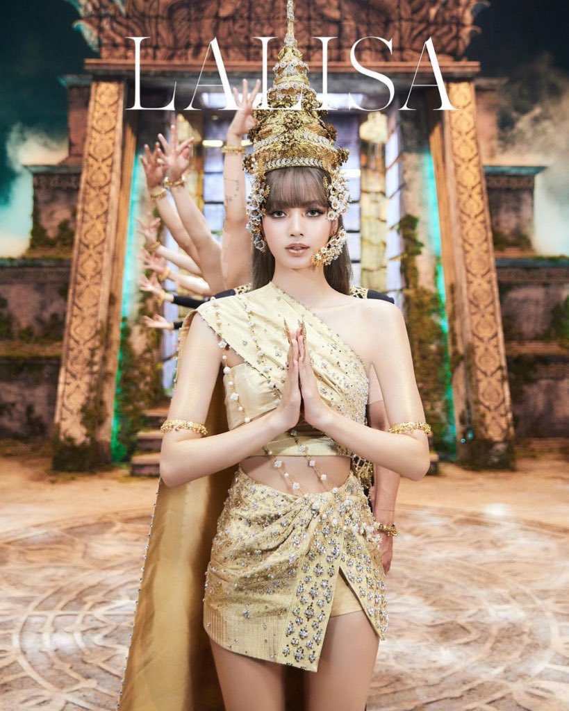 BPINKLATINO's tweet photo. #LISA alcanzó los 28,616,065 (+5,430) oyentes mensuales en Spotify.

- El pico más alto de una solista de K-pop en la historia y la artista femenina de K-pop más escuchada en el mundo.
- 79º artista (en general) más escuchado en el mundo.

#BLACKPINK @BLACKPINK https://t.co/RLv3yiWGza
