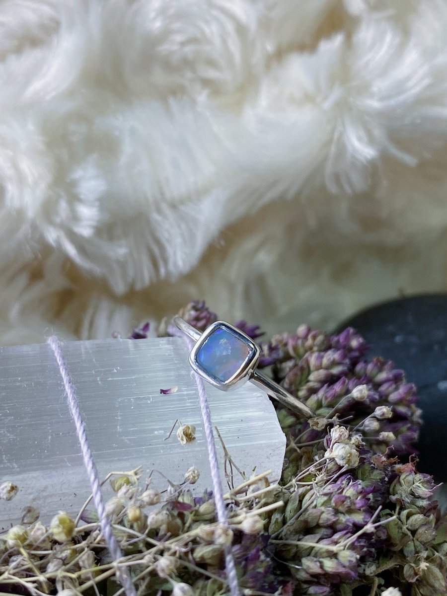 crystalskid's tweet photo. Australian Opal Sterling Silver Ring🕊 https://t.co/wktenaxh5D