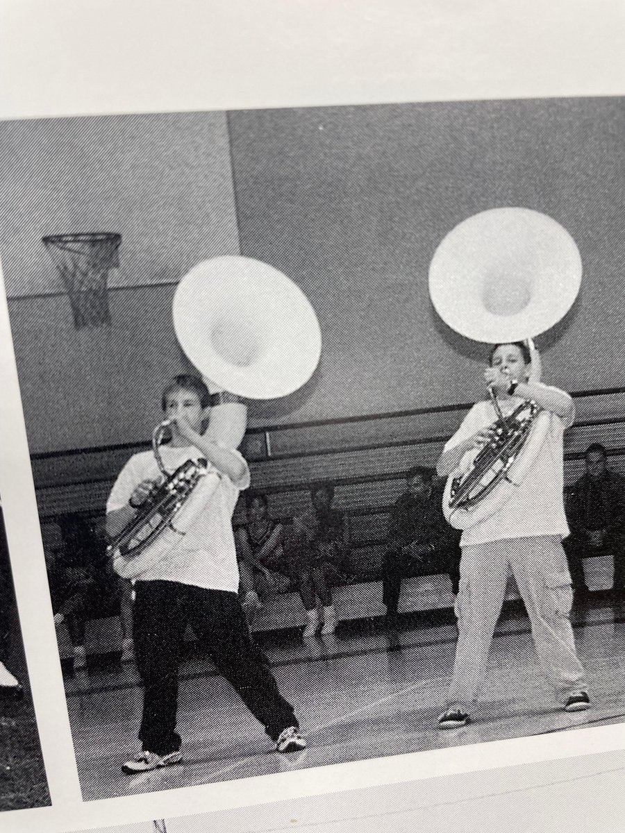 OberlinSchools's tweet photo. We are back to OHS -- featuring 2000! Can you believe it's been 21 years?
We will feature that grand year this week and next week too!
#Classof2000 #oberlincityschools #waybackwhenwednesday @OberlinSchools https://t.co/fecHzseSiL