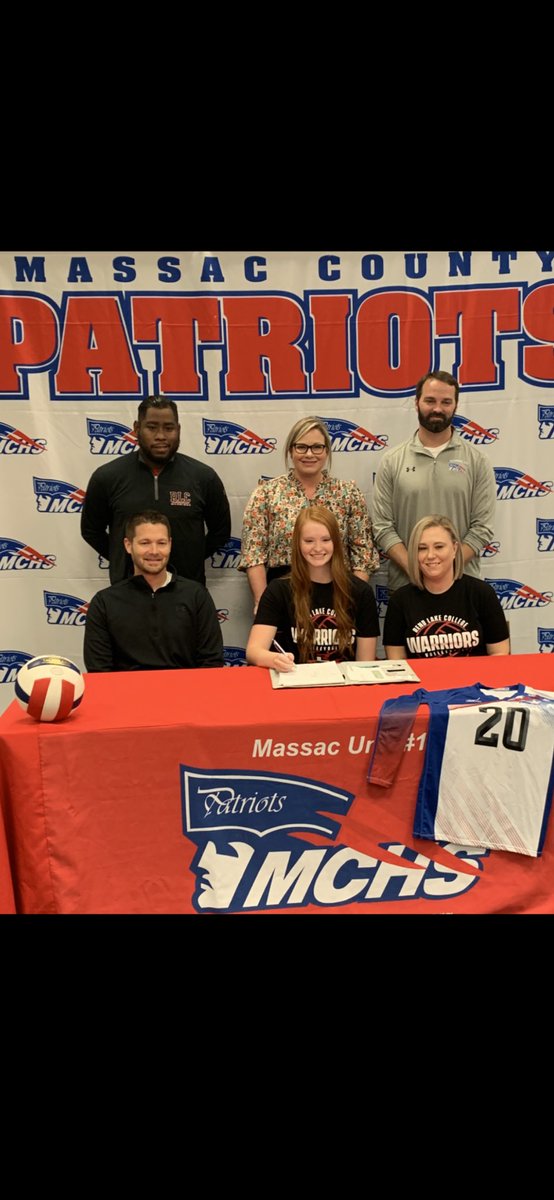 ⁦Congratulations to ⁦<a href="/Massac_Vball/">Massac Co. Volleyball</a>⁩ Senior Hailey Edwards who signed today with ⁦<a href="/RendLakeWarrior/">Rend Lake Warriors</a>⁩, great job and best wishes…Go Patriots!!! ⁦<a href="/section618/">Section618.com</a>⁩ ⁦<a href="/The_SIRR_Conf/">The SIRR Conference</a>⁩ ⁦<a href="/writingump/">James (Bucky) Dent</a>⁩ ⁦<a href="/wmokradio/">WMOK - Metropolis, IL</a>⁩ ⁦<a href="/TheAdamBWells/">Adam Wells</a>⁩
