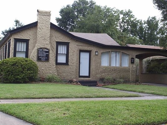 CoyeLawFirm's tweet photo. After I built the three story building, I had some clients call from the street asking where we had moved! They were looking for the house and when they didn't see it, thought they just had the wrong address! Same, address- different building, same lawyer. https://t.co/rXuLbAwCNy