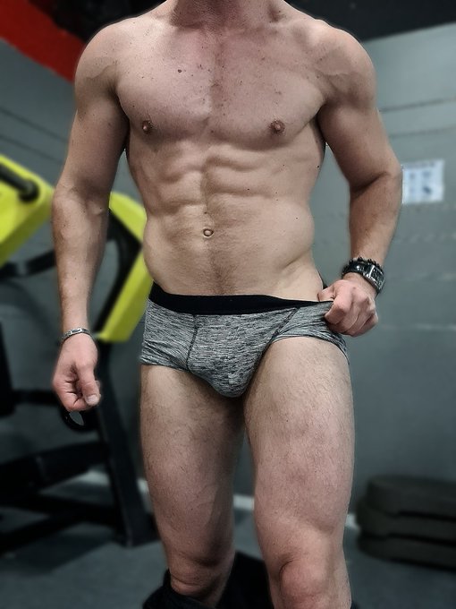 Jambe en cours https://t.co/u1ftoMuG2b