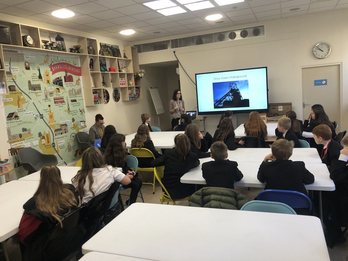 englishatma's tweet photo. Well done to our group of year 7s, who visited Barnsley today to learn all about the history of the town. (Very apt seeing as Kes is set there!) The students were excellent and did Maltby proud! #keydrivercommunity @MaltbyAcademy Thanks for having us @BarnsleyMuseums! https://t.co/YLjHujCSoK