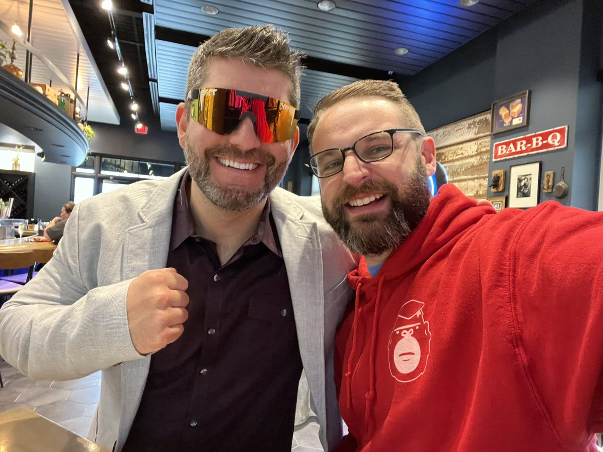 Layer_33_'s tweet photo. Wild when you post a video to YouTube, and it turns out another @DegenApeAcademy ape recognizes the location as also their hometown. Next thing you know, beers at lunch with @Jsavoy4 🦍💪🤝

@DegenDAOO https://t.co/Wo9yDyB3cJ