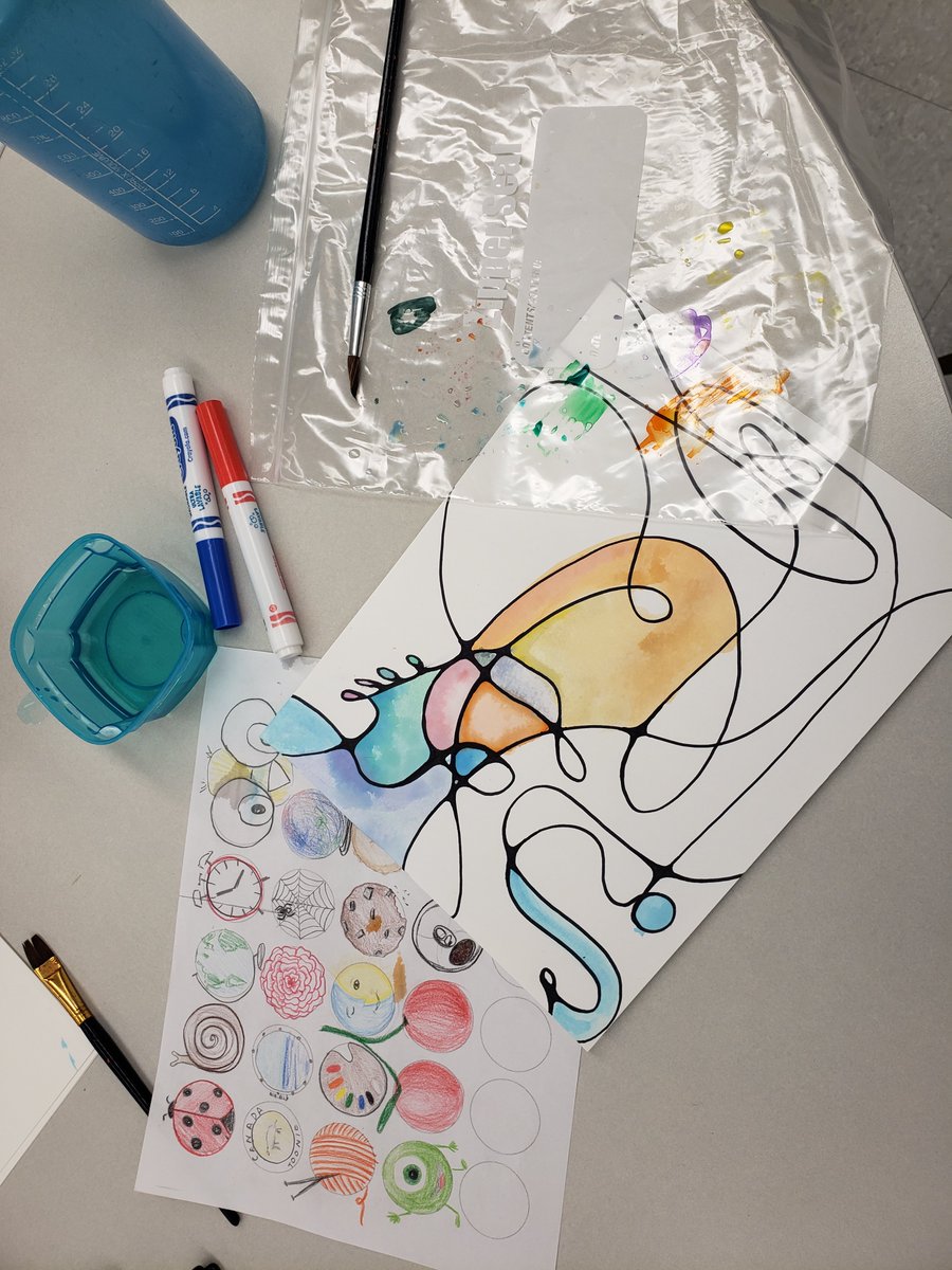 So much fun learning about the creative process this morning with <a href="/ArtsHWDSB/">Karen Wilkins</a> ! Who knew <a href="/Crayola/">Crayola</a> markers were so versatile!? 🤔😀🖌