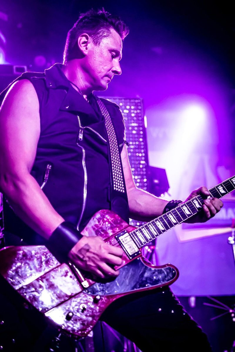 TheSpiderAccomp's tweet photo. More @TheWhiskyAGoGo shots- this time by SoFinch Photography https://t.co/pLEe5yztil