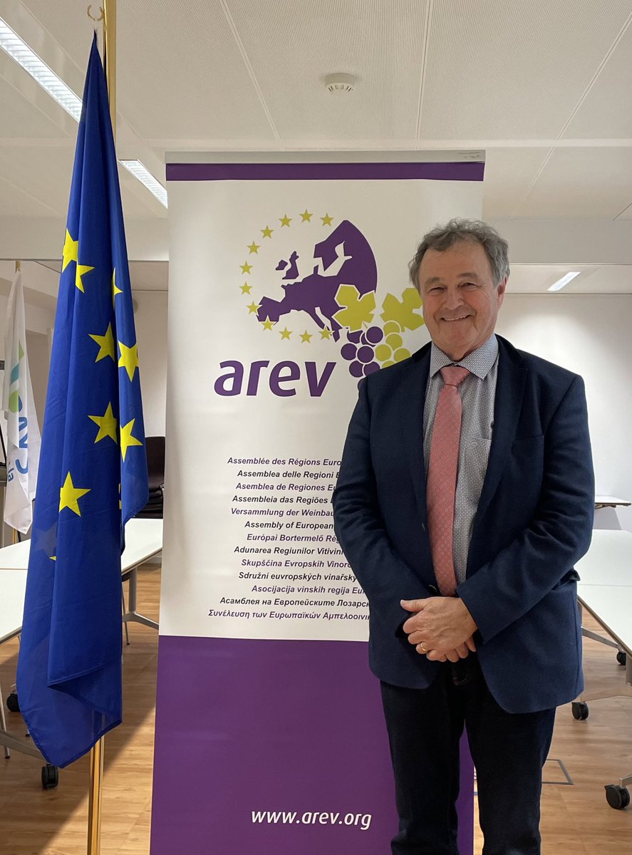 AREV_org's tweet photo. During the #CEPV meeting, Aly Leonardy, representative of the Luxembourg winegrowers, was re-elected for the next two years as President of the European Wine Trade Council of the @arev_org . Herzlichen Glückwunsch, Aly! #viticulture #vineyards #wine #wineculture #EU https://t.co/NXhlavuVSG