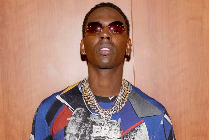 mefeater's tweet photo. Rapper Young Dolph was shot and killed today in his hometown of Memphis. He was 36. We send our deepest condolences to his family and friends during this time. 🕊 https://t.co/Gzw2EY1Gly