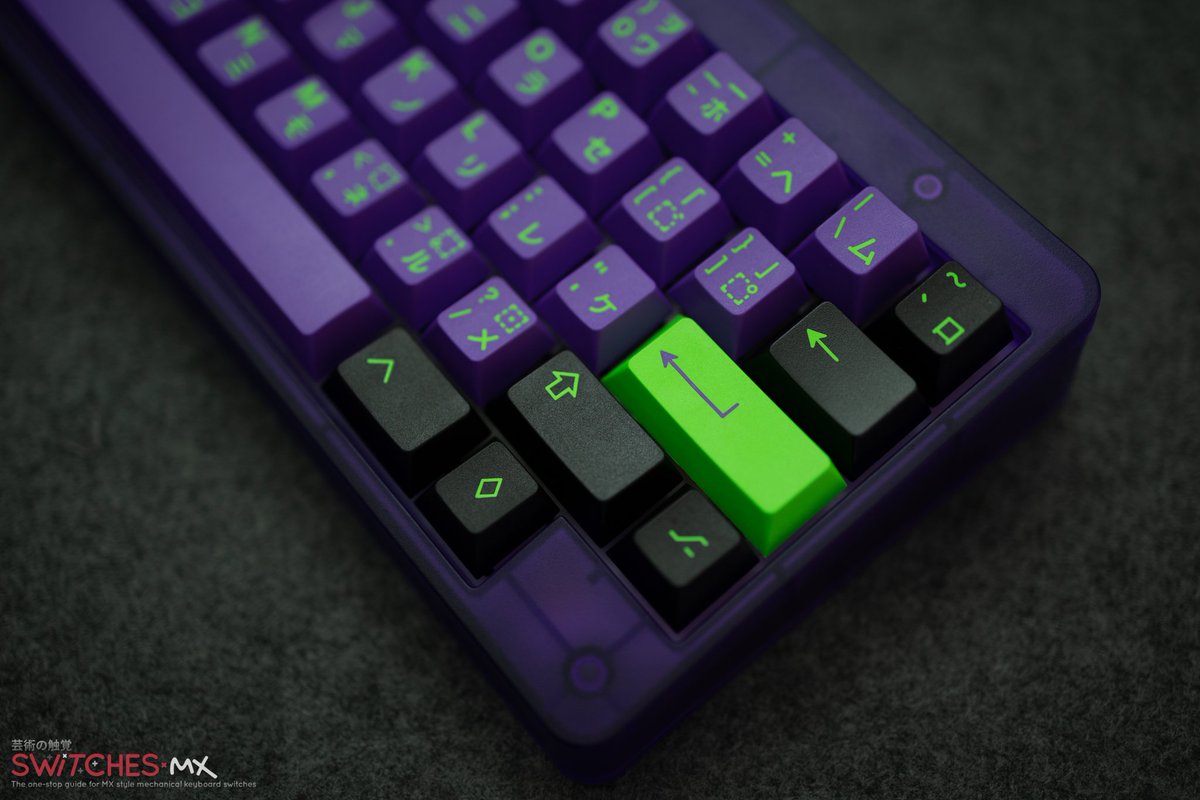 SwitchesMx's tweet photo. Pretty happy with how these photos came out!

Keyset: GMK Mecha-01
Keyboard: Rama Kara Haze
Switches: EV-01 https://t.co/rHeBzaIJzs