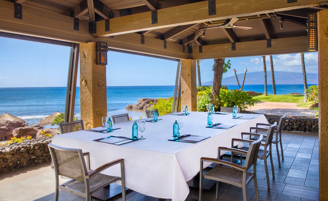 Did you know we offer stunning meeting spaces with the most gorgeous views? Treat your meeting attendees to something unexpected. For more info contact our Sales Department at +1 808 661 1234. 

#hyattresortalliance @hyattresortalliance
#meetingspaces #meetingsprofs #openairmeeti