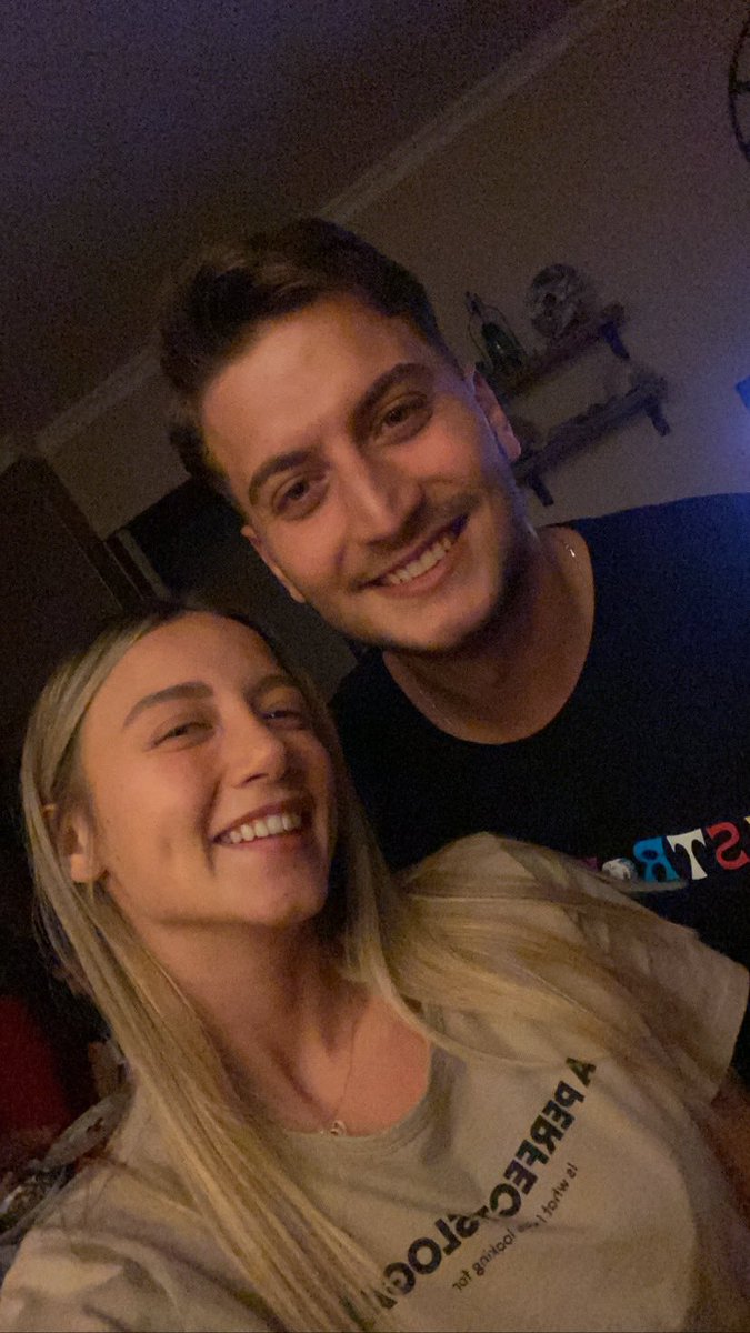 Civcivlerrrr <a href="/Aleynakalaycio1/">Aleynakalayciogluu</a>