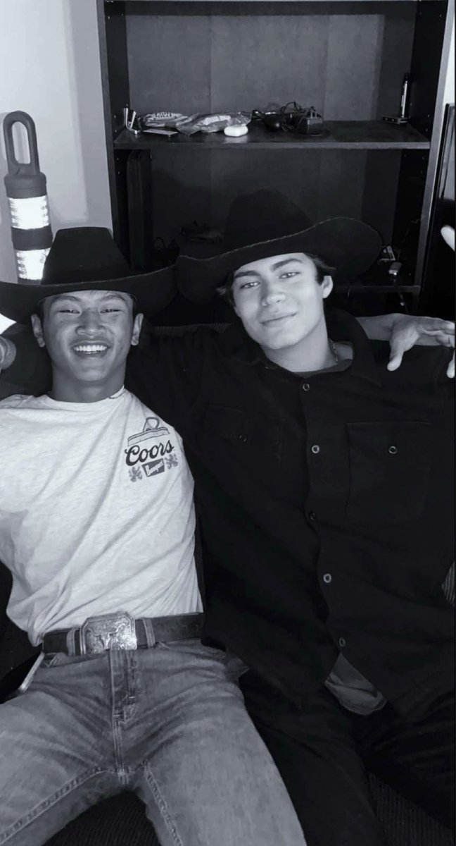 D_khoundet's tweet photo. shits went a lil western over here 🤠 https://t.co/6JO75NTV8M