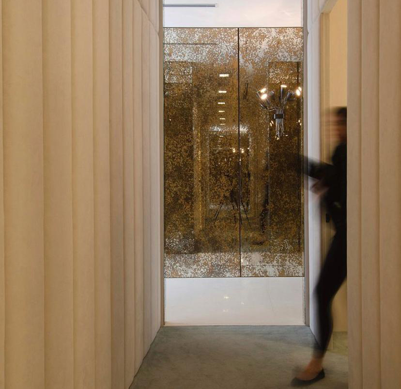 GalvezVitto's tweet photo. Provadores com revestimento em camurça | Loja Adriana Degreas, Jardins, São Paulo, Brasil.
Camurça: JRJ Tecidos
#studiogalvezdevitto #arquitetura #interiores #decorstudiogalvezdevitto #details #decoration #architecture #interiors #decor #design #adrianadegreas #jrjtecidos https://t.co/zCPGFaIcX9