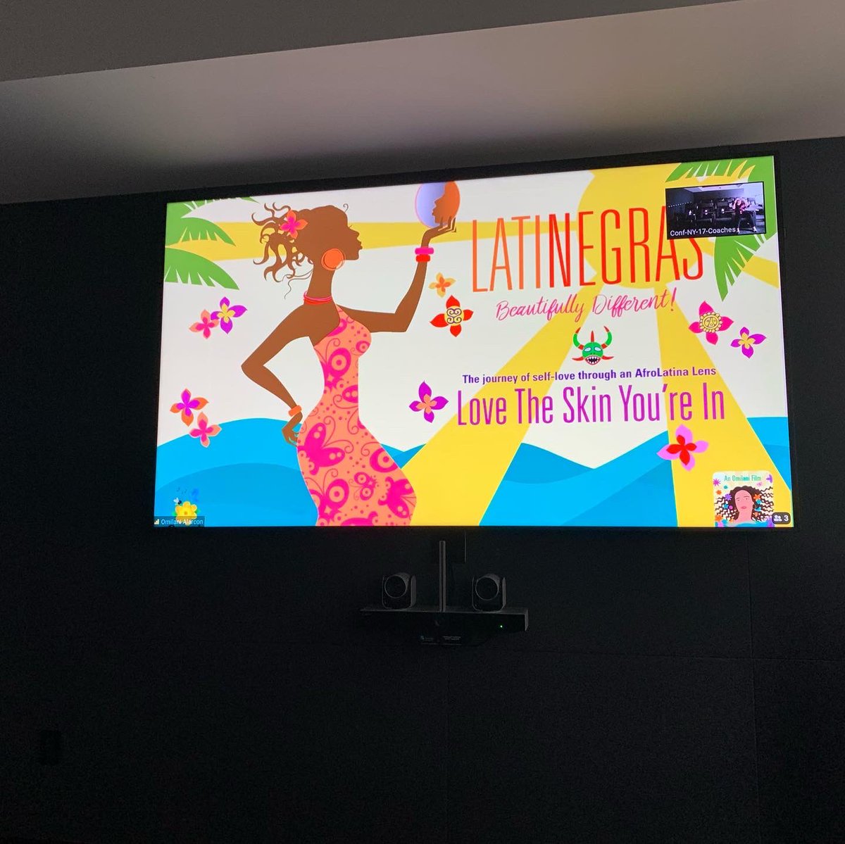 LATINEGRAS tweet media