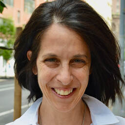 BayViewDocs's tweet photo. 🎥 ABOUT THE #FILMMAKER 🎥
The #producer of #MadeInBoise #BethLevison is an #Emmy and #Peabody-winning producer/#director.
Her producing credits include #MadeInBoise, The Trials of Spring (@PBS 2019), & 32 Pills (@HBO 2017).
#cinema #filmmaking #film 🎞️ https://t.co/wurLfVoT5x