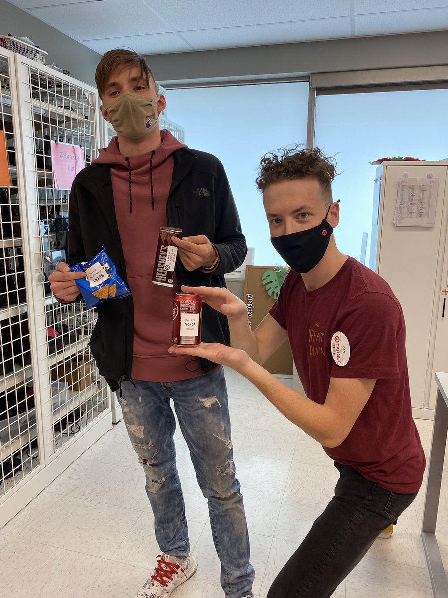 AngieSanchezETL's tweet photo. Trey and Ben are ALL that &amp; a bag of chips😎 TL Paige wanted to shout these two pace-setters for all their hard work so far💪🏼 #R100Cares @katie_konopasek @CarieBusboom @stevenfosterta1 @TLAustinRogers https://t.co/PZ1XABTejg