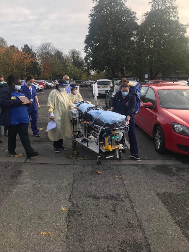 MelPinnington's tweet photo. #teamwork #communication #pauseandplan #humanfactors #selfassessment #simulation on our Safe Critically Ill Transfer Training study day today @SONHStrust @kirstylou_13 https://t.co/G50m9f2axw