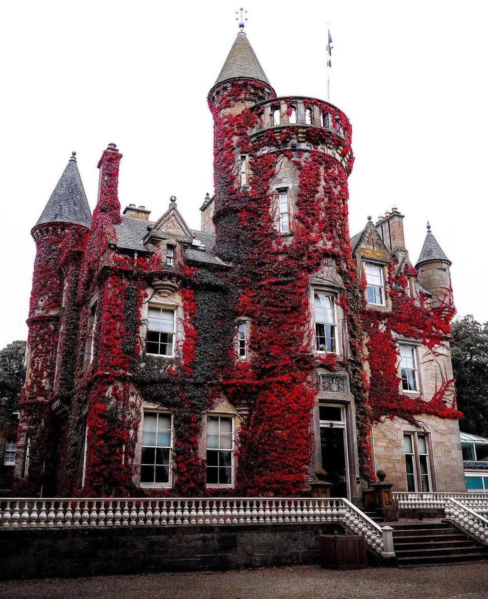 AcademiaDreams's tweet photo. Carlowrie castle by iangblack https://t.co/S7VWeEQlE2