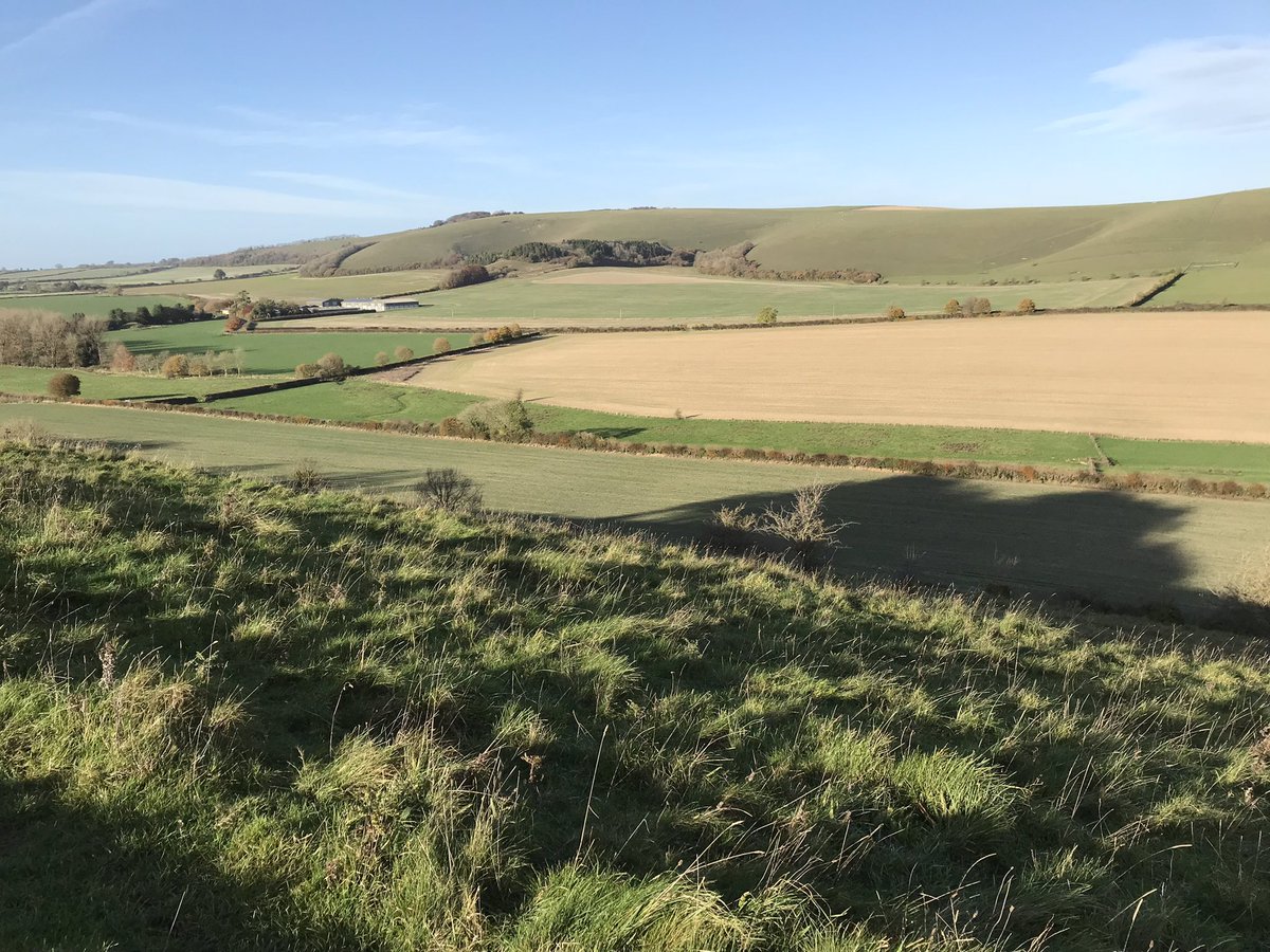 seankayesmith's tweet photo. Completed the #MidWiltsWay today, a 68 mile route designed by #JamesAlsop, from Ham, on the #Berkshire border, to #Mere in SW Wiltshire. We did it in 6 sections: a highly recommended trail. https://t.co/Mbz46aNZVb