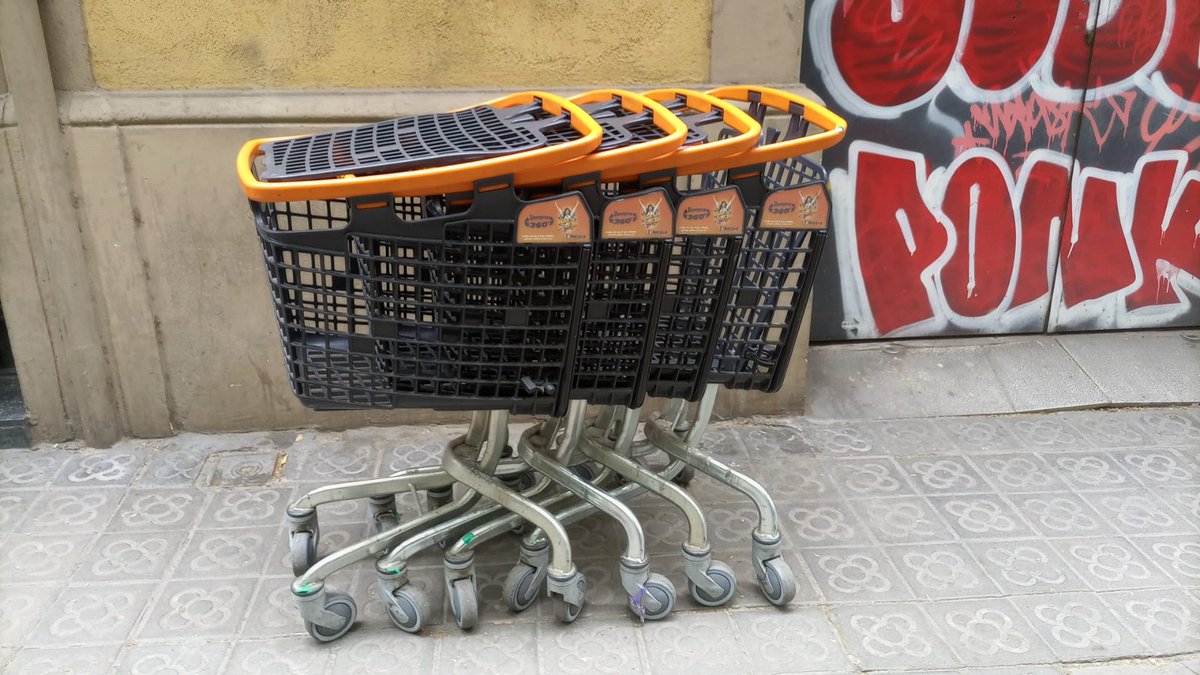 GraciaParticipa's tweet photo. 🙏🏼Necessitem carros petits de super com els de la foto (donats per #Keisy) per a facilitar la compra a les nostres usuàries

📣Fem crida a @caprabo #Sorli @Condislife @bonpreuesclat @AmetllerOrigen @Consum

📧Si en teniu, escriviu-nos a info@graciaparticipa.cat
❤️MOLTES GRÀCIES❗ https://t.co/srDTc4Bj33