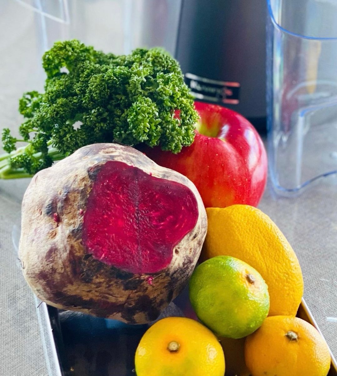 KuvingsUSA's tweet photo. Can you guess what’s in this delicious juice? Check out the second pic. What are you juicing with your beets lately?  Photo by @Tink0033
#juicingforhealth #plantbaseddiet #juicingrecipes #veganfood #cleaneating #fitfood #nutrition #detoxjuice #smoothies #juicingtips #slowjuicer https://t.co/26DNgOOeh7