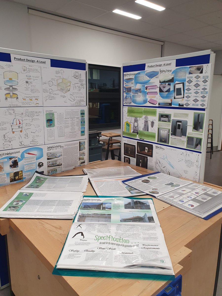 DT_Deepings's tweet photo. It was great to talk to so many students and their parents about options within D&amp;T at our 6th Form options evening. Huge thanks to our student ambassadors for their work throughout the evening! #DesignTechnology #FoodScience #FashionAndTextiles #DesignEngineering https://t.co/H3RaoPToMV