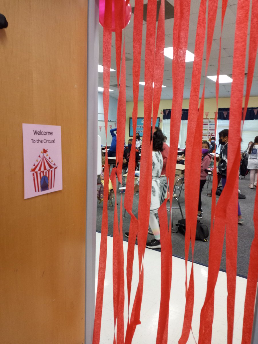 BarnhartPrice4's tweet photo. We had so much fun at the "circus" today! Students worked hard to solve multidigit multiplication problems to earn tickets to play a few carnival games. @WeatherstoneES #fourthgrade https://t.co/B3gVowjYhN