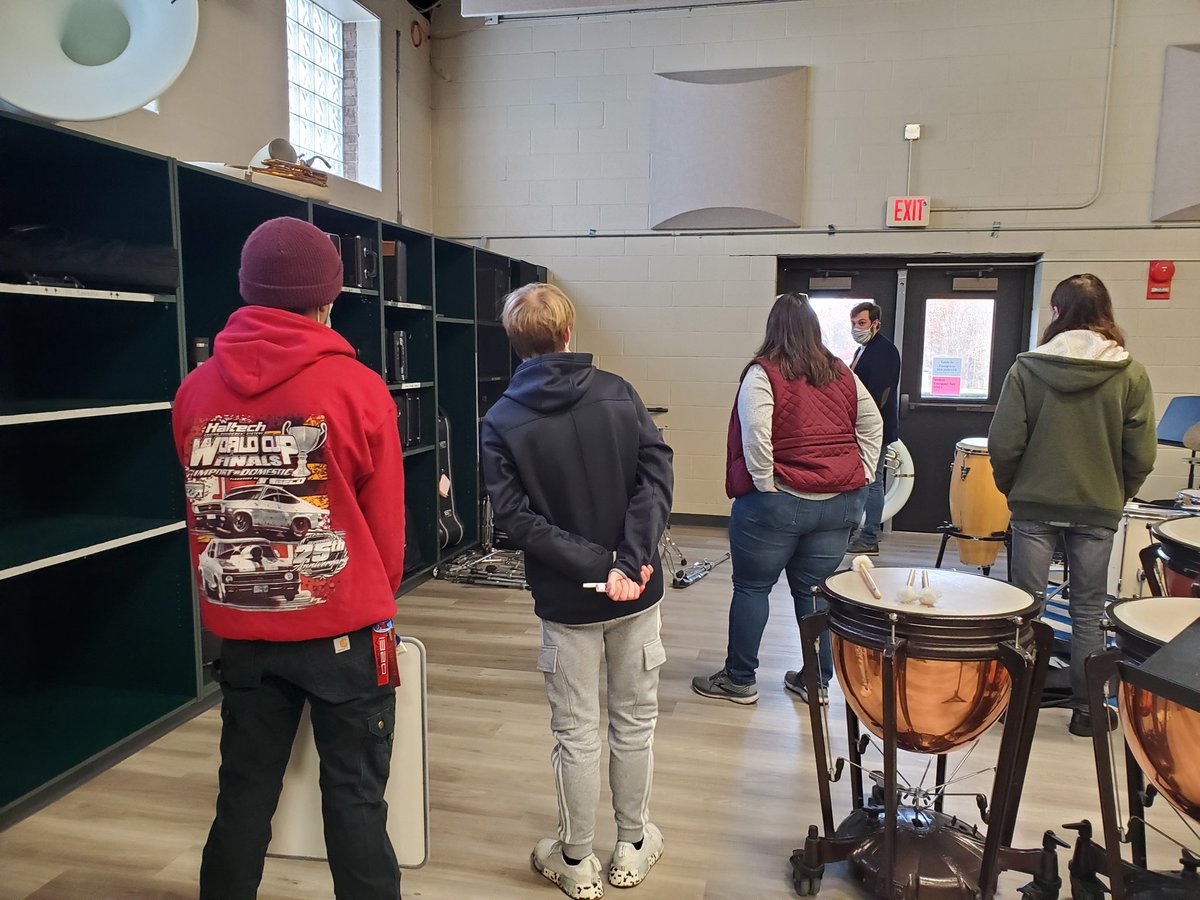 DrKoz_physics's tweet photo. Working with @BCSD_mrsanyshyn and Ms. Perdicho to help the music department hang their sousaphones. Need to take a few more measurements but we're ready to start mocking up our design. #brewsterscience https://t.co/ze7FNZZgvW