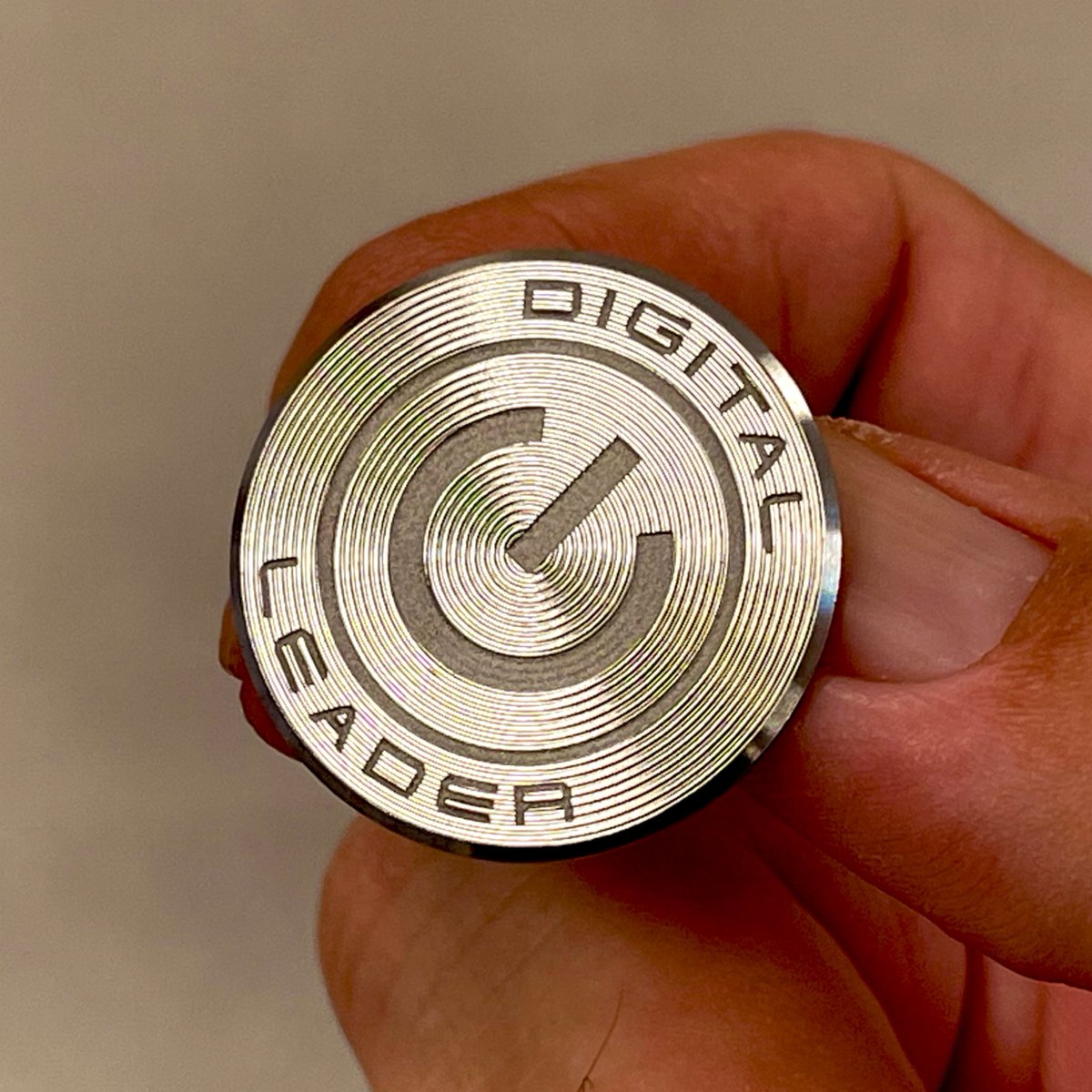 ICTEvangelist's tweet photo. Who wouldn’t want to be a student #DigitalLeader at @BSB_Barcelona when you get to wear one of these badges when you achieve the status!! #EdTech #BlendedLearning #EduTwitter #DLchat #StudentVoice https://t.co/i5ZfDywYM3