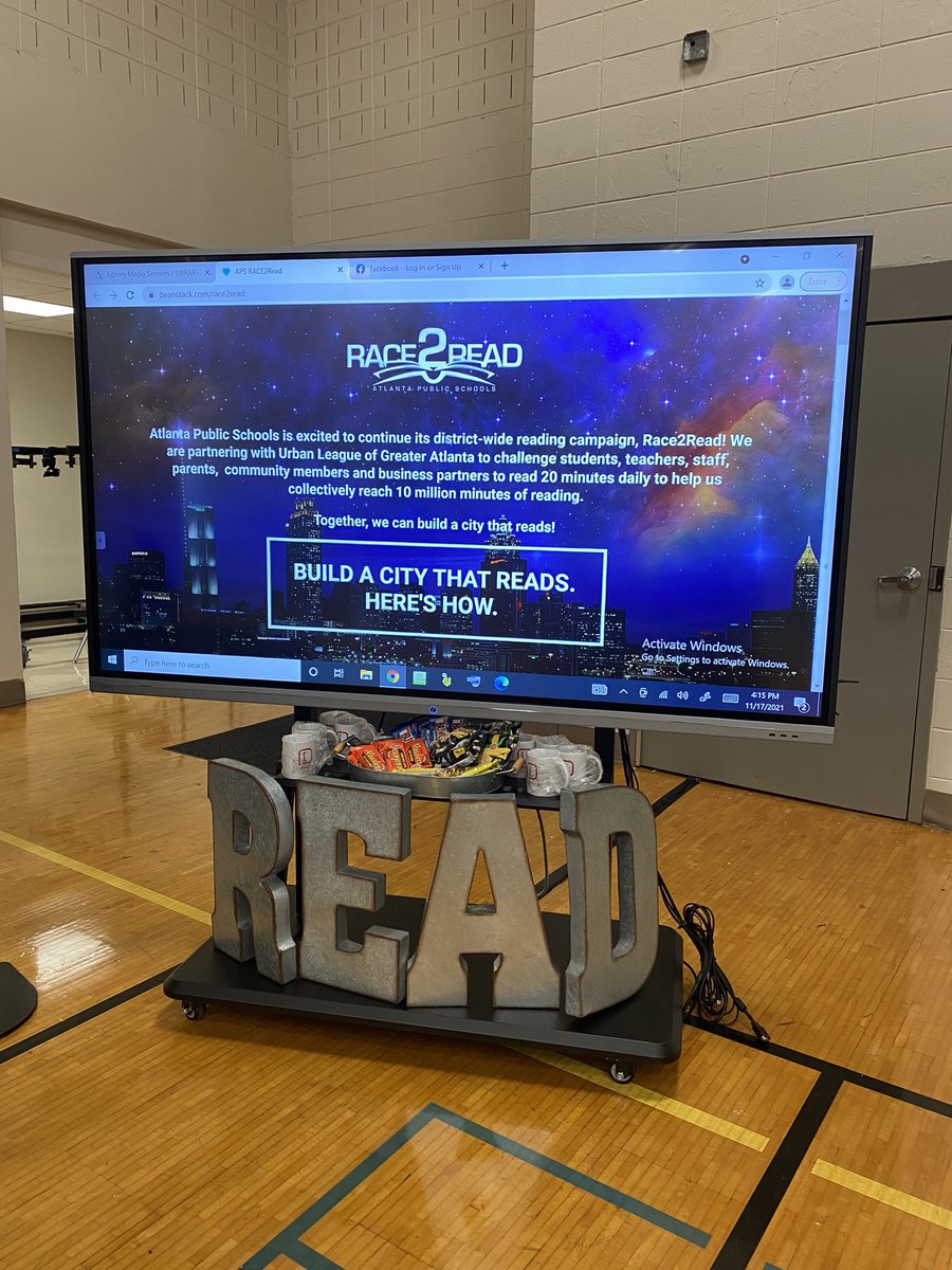 ahrosser's tweet photo. @APSInstructTech is reimagining the classroom space for @apsupdate State of the District!  Can’t wait to hear and see what is NEXT in APS!  @DrLisaHerring we are ready for what is NEXT➡️➡️➡️ #APSnext @CAOyolob @Selenaflorence https://t.co/tH2eo3QNSb