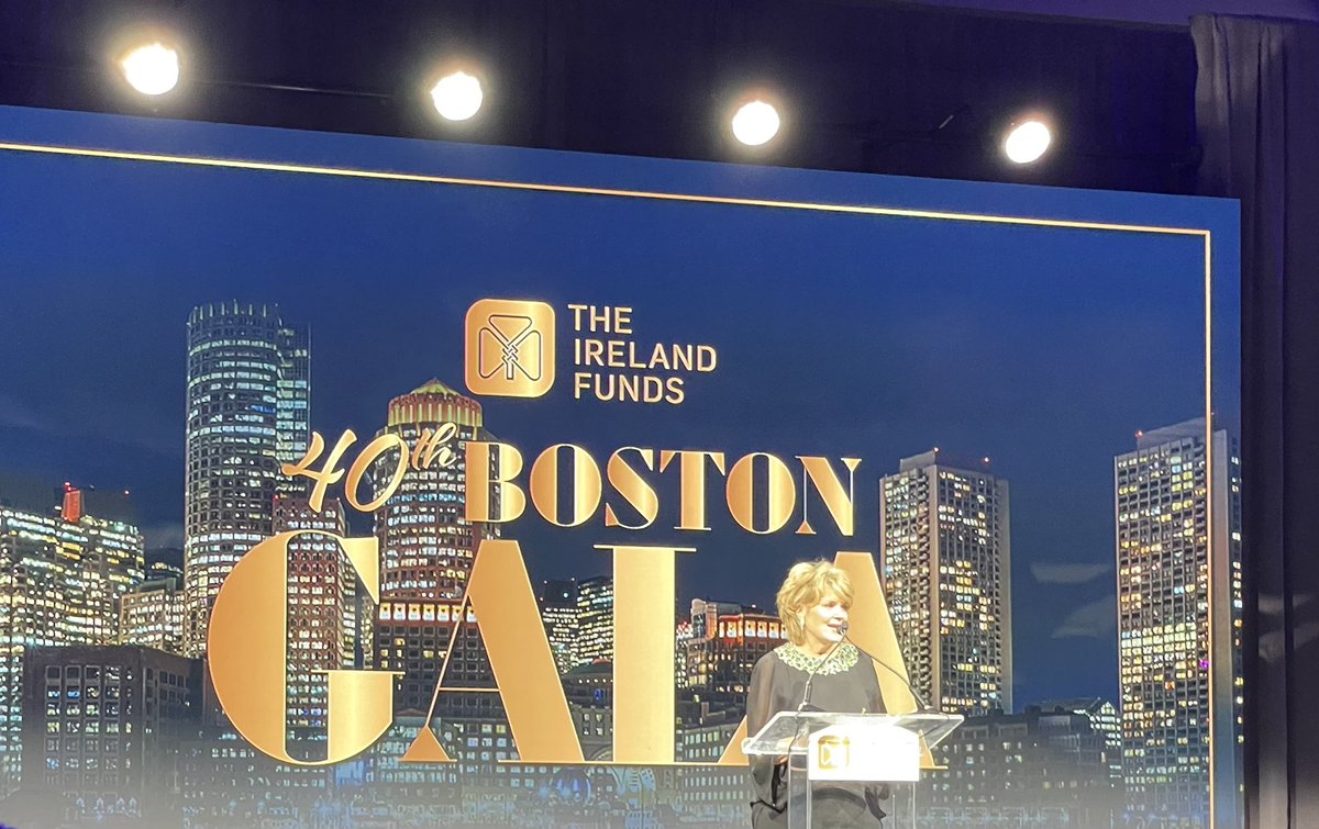 ErinRoseSuth's tweet photo. What a great two days. From celebrating @AnneFinucane’s Humanitarian Award with @TheIrelandFunds, to bringing some of our #Boston teammates back to the office today - it’s been a whirlwind and I wouldn’t change a thing. Special thanks to the @BostonSymphony for joining us. 🎶 https://t.co/AYmhCR9PIC