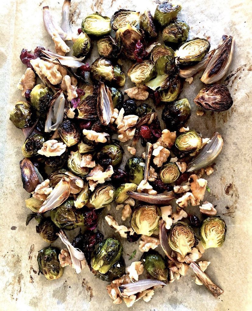 RedDoorCm's tweet image. Thank you @annogdengaffney for sharing your cooking expertise this afternoon at our Healthy Happy Holidays Lecture! Yum! Register for any of our upcoming lectures via the Program Calendar found on our website!

#RedDoorCommunity #CancerSupport  #EducationalLecture