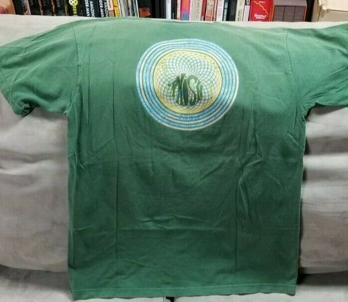QueenCityJamz's tweet photo. Same back design as the longsleeve but in short sleeve w/iconic logo w/some added flair. #fall97 https://t.co/IZWuG1WSX7