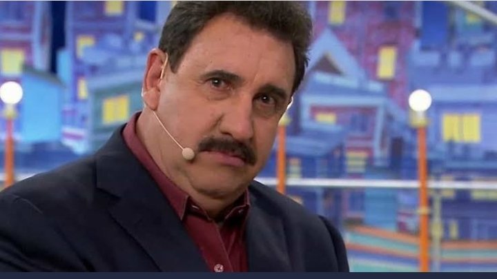 manudorock030's tweet photo. O ratinho vendo a participação da Valentina no programa: 

#ForaValentina https://t.co/aNFcrDCGEx