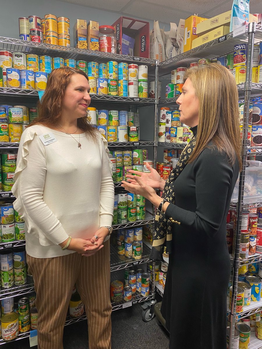 PamelaEvette's tweet image. As I toured @GreerRelief yesterday (a wonderful organization) during Hunger &amp;amp; Homeless Awareness week, I couldn’t help but think how every action, no matter how small, creates a ripple effect. A gift of time or money to a nonprofit can make a tremendous positive impact.