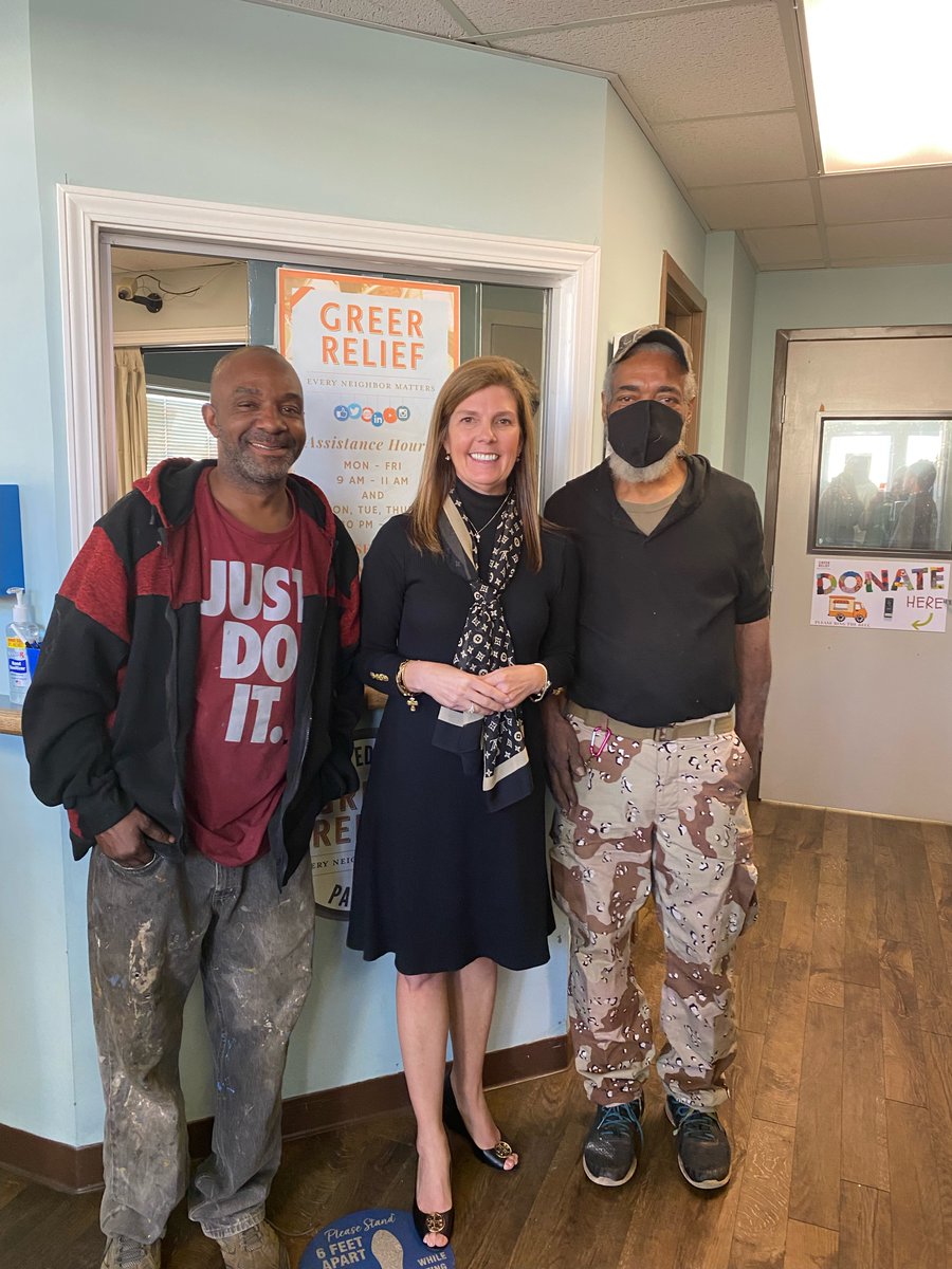 PamelaEvette's tweet image. As I toured @GreerRelief yesterday (a wonderful organization) during Hunger &amp;amp; Homeless Awareness week, I couldn’t help but think how every action, no matter how small, creates a ripple effect. A gift of time or money to a nonprofit can make a tremendous positive impact.