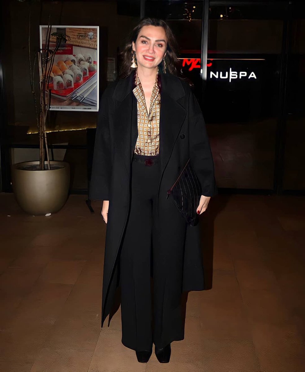 mfbch2's tweet photo. Simplemente divina 💫💎❤
#BirceAkalay https://t.co/R8OxHDDYyE