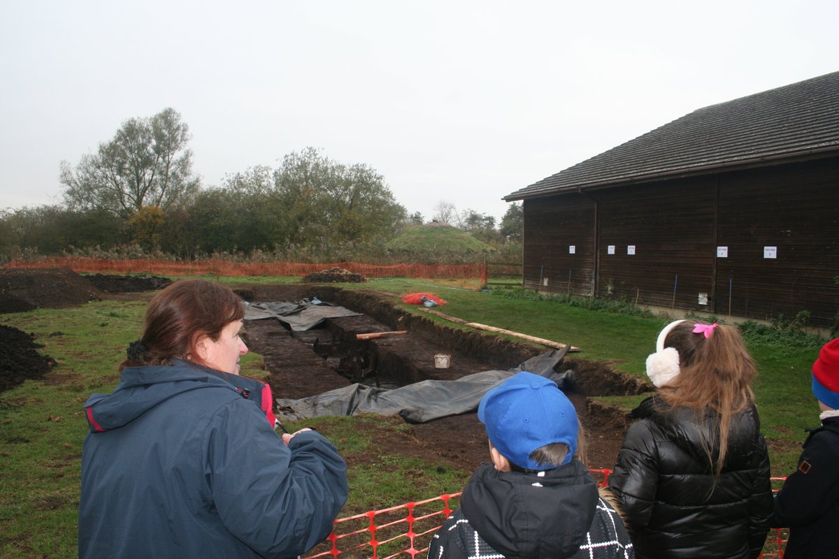 Y3 Teacher tweet media